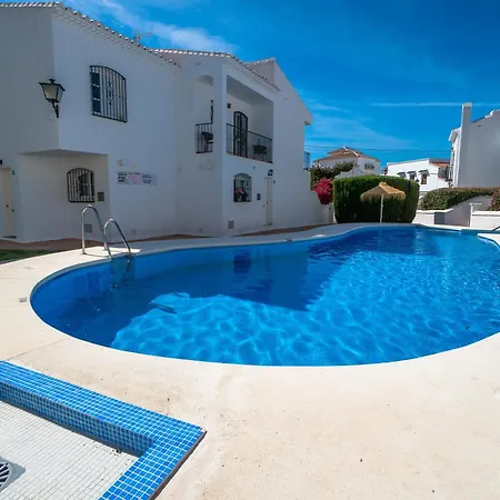 Apartment Pinos 11 Menyber Nerja