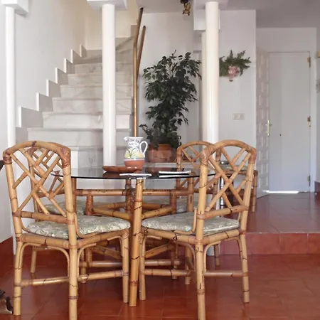 Apartment Pinos 11 Menyber Nerja