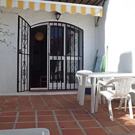 Apartment Pinos 11 Menyber Nerja